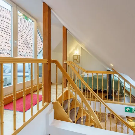 Maisonette Am Holstentor Mit Dachterrasse Und Heimkino Lubecca Esterno foto
