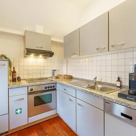 Maisonette Am Holstentor Mit Dachterrasse Und Heimkino Lubecca Esterno foto